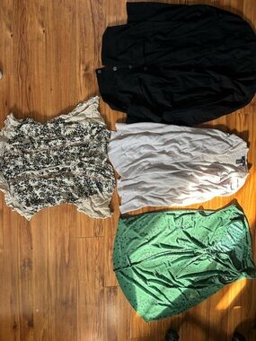 4 PCS WOMENS TOPS XL